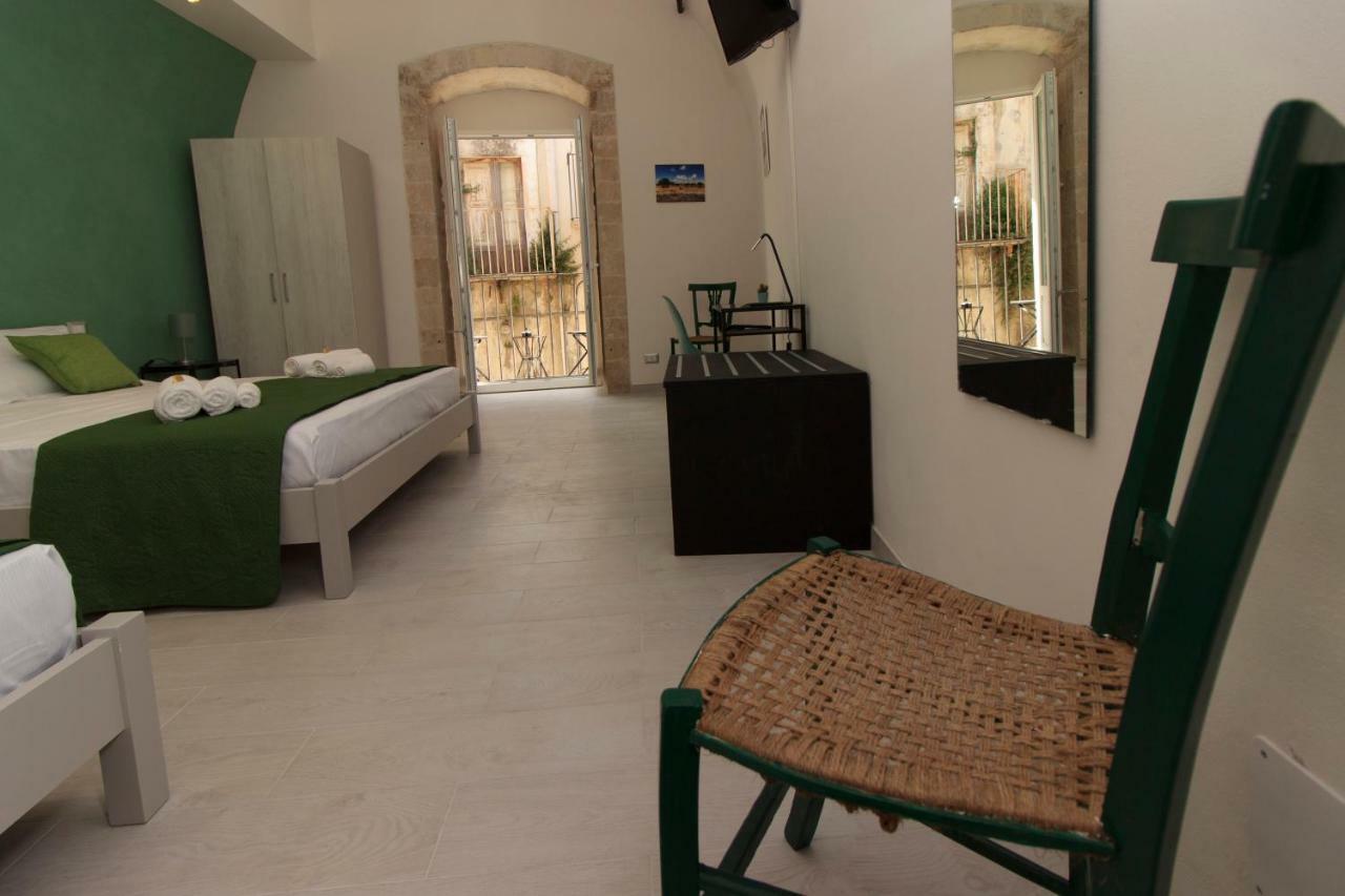 Il Sentiero Dell'Itria - Camere Con Vista Ragusa Luaran gambar