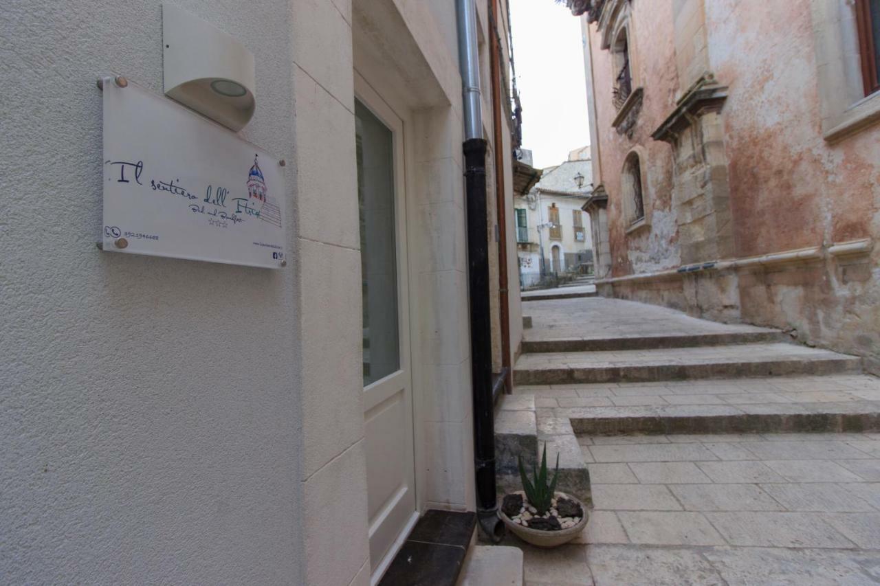 Il Sentiero Dell'Itria - Camere Con Vista Ragusa Luaran gambar